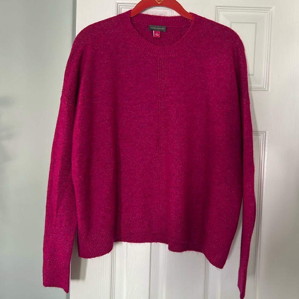 NWOT Vince Camuto crewneck long sleeve cozy sweater
